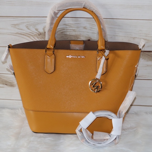 🌼SOLD🌼NWT Michael Kors Trista 2 in 1 - Picture 3 of 8